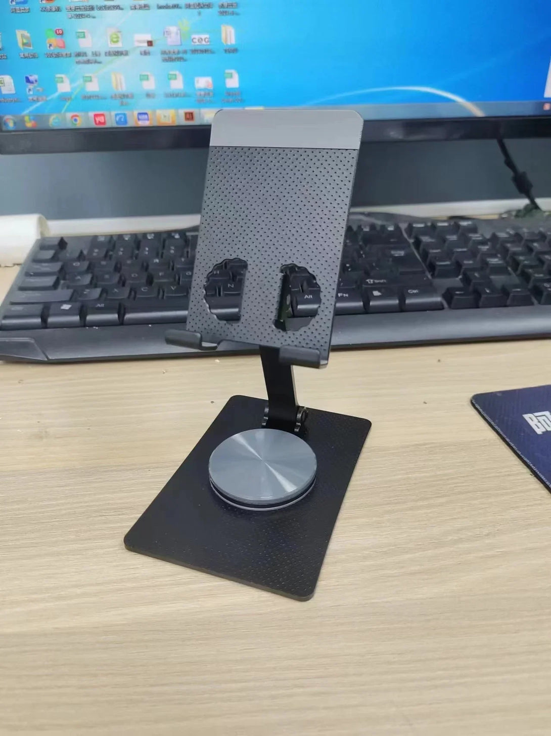 iDock Ergonomic Portable Foldable Adjustable Height 360 Rotation Cell Phone Stand Aluminum Alloy Rotary Folding Straight Holder - iDock Laptopstand